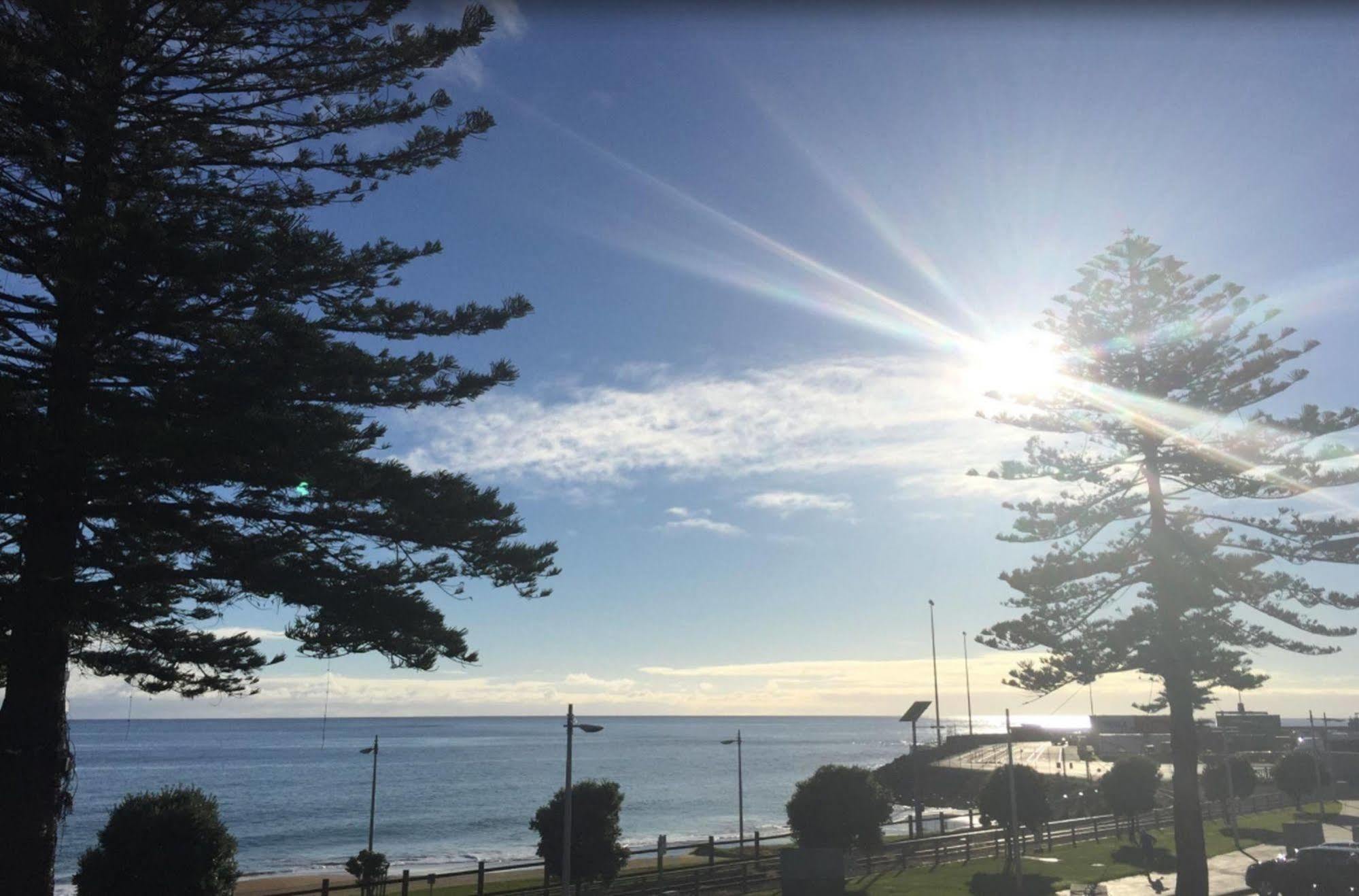Beachfront Voyager Motor Inn Burnie Exterior foto