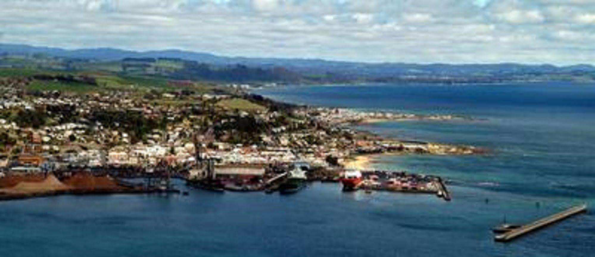 Beachfront Voyager Motor Inn Burnie Exterior foto